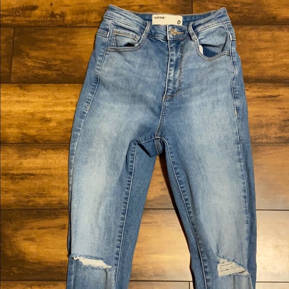 Light Wash Jeans - Picture 3 of 4